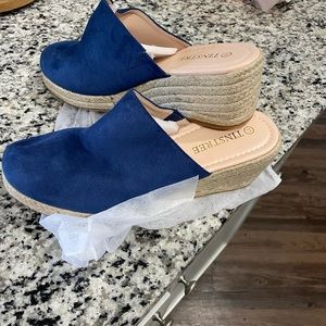 Tinstree clog wedge, faux navy suede size 11, New never worn